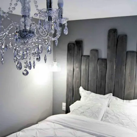 Les Bethunoises & Grand-place לינה וארוחת בוקר Béthune