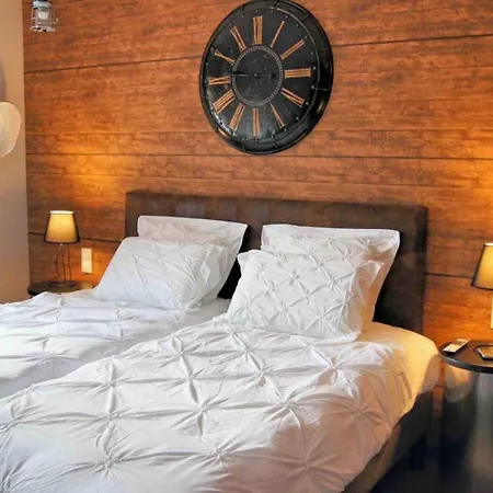 לינה וארוחת בוקר Les Bethunoises & Grand-place Béthune