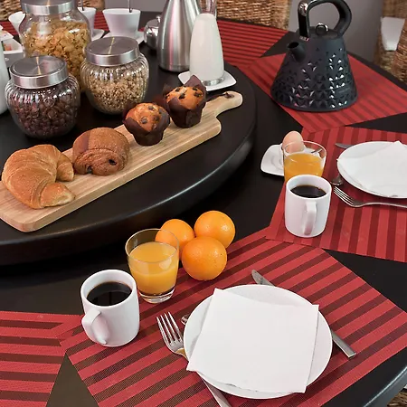 Les Bethunoises & Grand-place לינה וארוחת בוקר