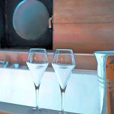 Les Bethunoises & Grand-place Bed & Breakfast 4*