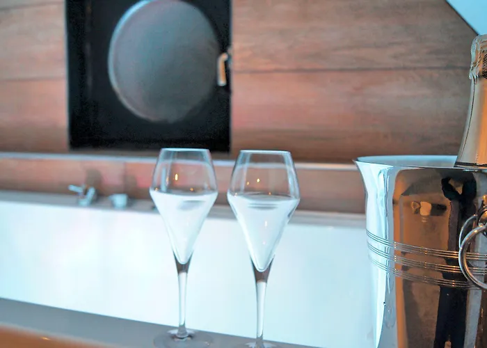 Couette-café Les Béthunoises - Design, Et Sauna Béthune